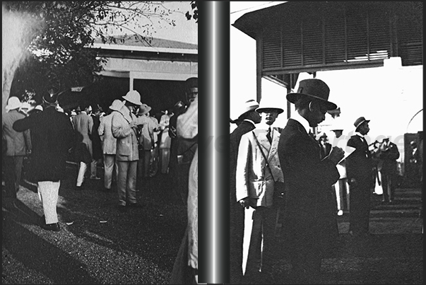 India. Hippodrome. Horse race spectators in Bombay