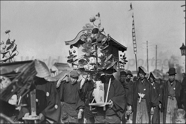 Japan. Yokohama. A funeral service Japan. Yokohama. A funeral service