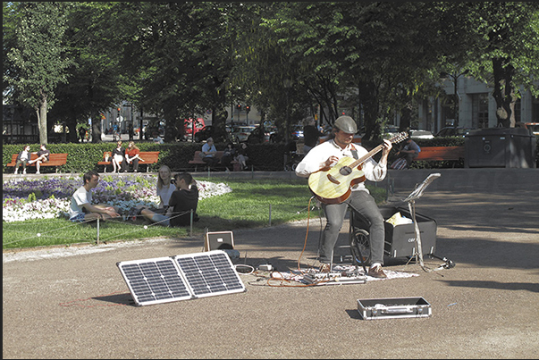 Esplanadi Park, the great green space of the city. Live music