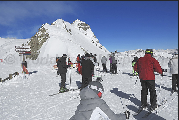 Arrival at the Col de Crevoux (2530 m)