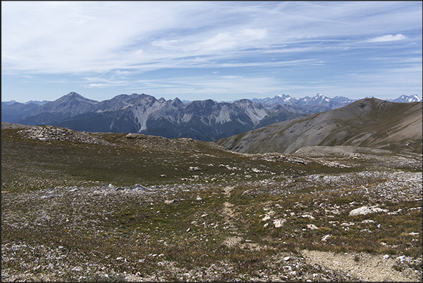 The view from the plateau towards the Ecrins massif