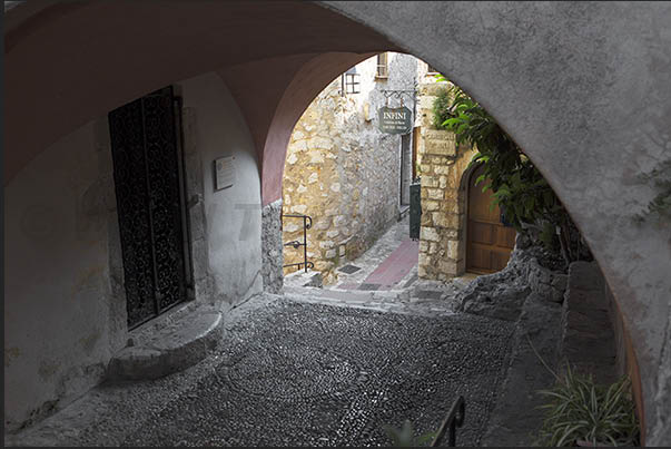 The narrow alleys that cross the village