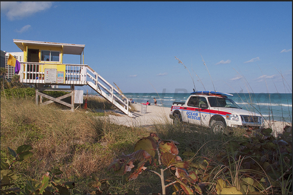 Miami Beach. One of the many control points and rescue present on the beach Miami Beach. One of the many control points and rescue present on the beach
