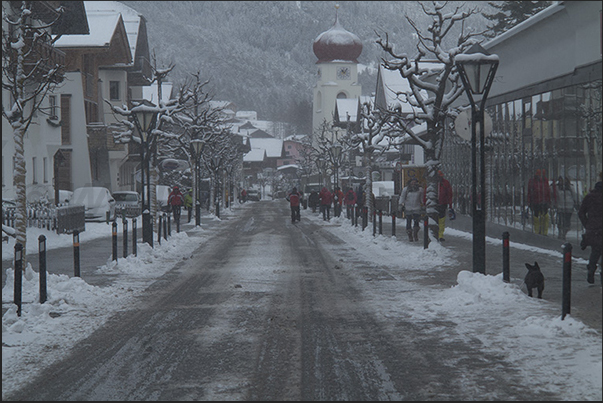 Street leading into the center of Saint Anton