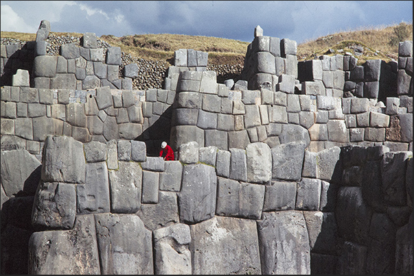 Sacsayhuaman archaeological site along the road from Cuzco to the Chinchero plateau