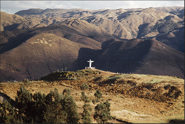 Chinchero plateau between Cuzco and the Urubamba river valley. The statue of San Juan protecting Cuzco Chinchero plateau between Cuzco and the Urubamba river valley. The statue of San Juan protecting Cuzco