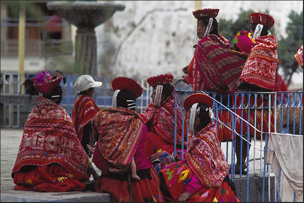 Ollantaytambo village. Women in the traditional dress Ollantaytambo village. Women in the traditional dress