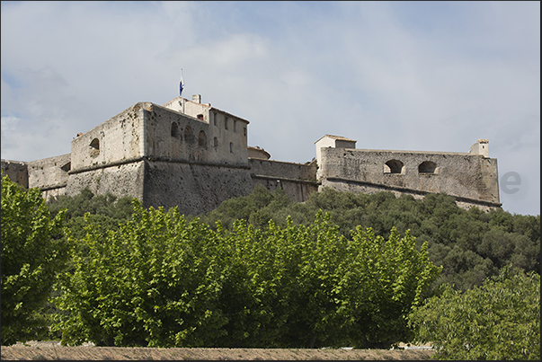 Vauban fortress welcomes sailors arriving at the old port of Antibes