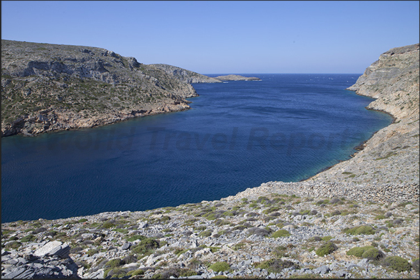 Entrance to the bay of Heronissos on the northern tip of the island Entrance to the bay of Heronissos on the northern tip of the island