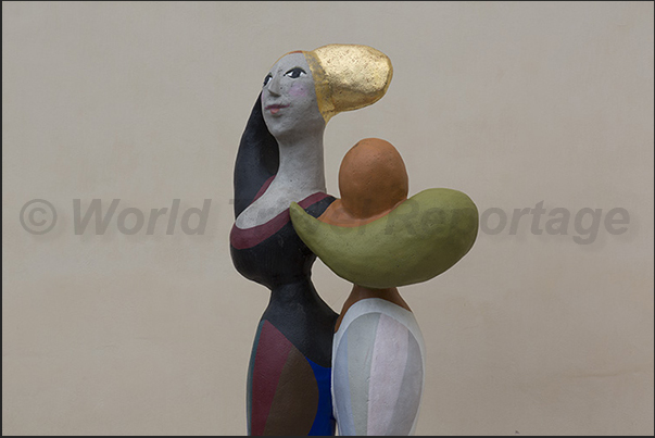 In the alleys we observed various forms of art exhibited outside the artists shops In the alleys we observed various forms of art exhibited outside the artists shops