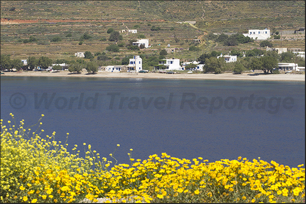 Fishermen's houses on the coast of Koutala Bay Fishermen's houses on the coast of Koutala Bay