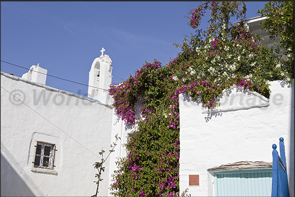 Small churches nestled in the historic center, often hidden among the houses, are a characteristic of Parikia