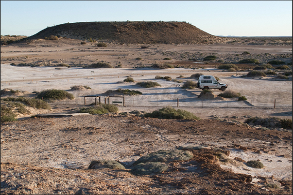 A rest area in the desert near Maree