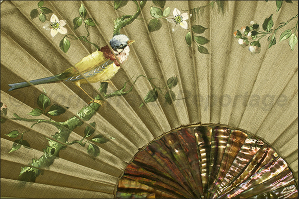 Sevilla. Alcazar, exhibition of ancient and precious fans Sevilla. Alcazar, exhibition of ancient and precious fans