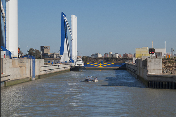 The lock of access to the Guadalquivir river from the port of Seville The lock of access to the Guadalquivir river from the port of Seville