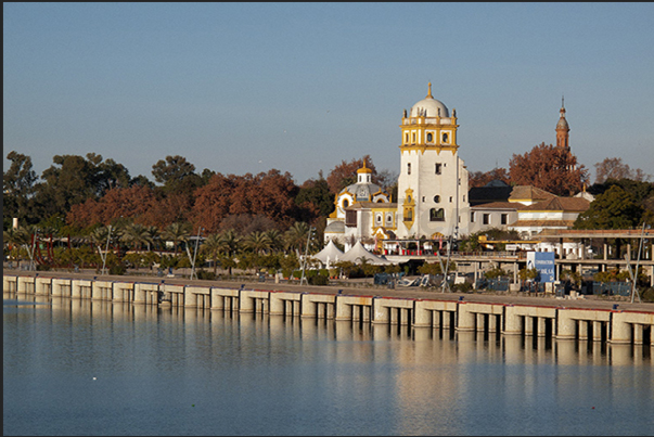 Lucia port, mooring area along the Guadalquivir river in front of the Conservatory of Dance Antonio Ruiz Soler Lucia port, mooring area along the Guadalquivir river in front of the Conservatory of Dance Antonio Ruiz Soler