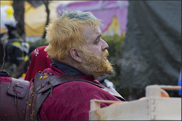 The day of battle is over. On chariots and in the squares, the throwers finally are in rest The day of battle is over. On chariots and in the squares, the throwers finally are in rest